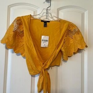 NWT Forever‎ 21 mustard, yellow boho crop top blouse with waist/torso tie Sz. SM